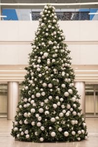 Artificial Christmas tree hire